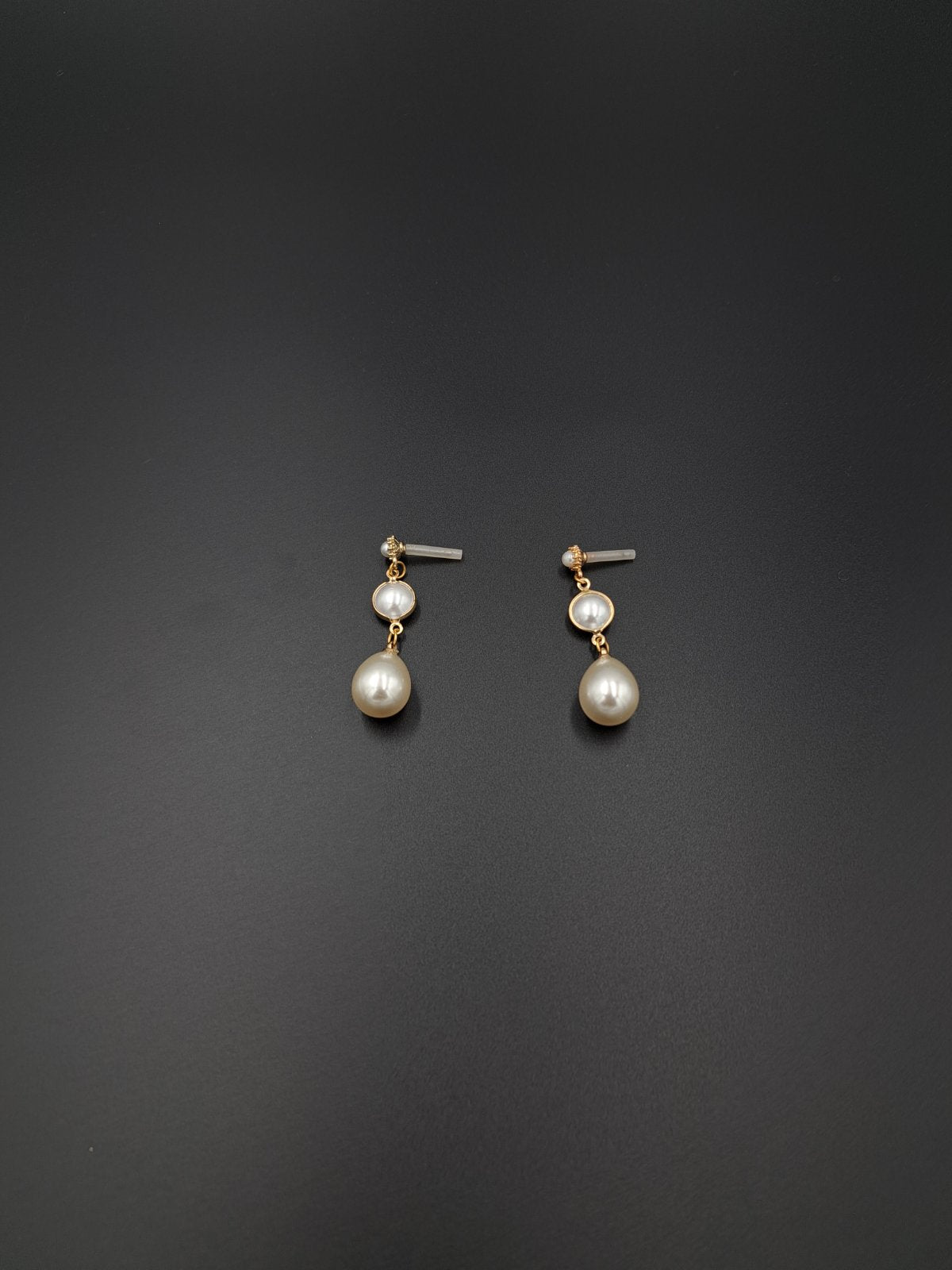 Pearl Earings Persefoni by Calliope Anemouli